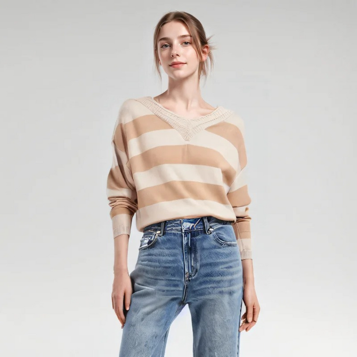 Stilla | Damepullover I Trendy Stribet Design, Løs Pasform Model Med V-hals