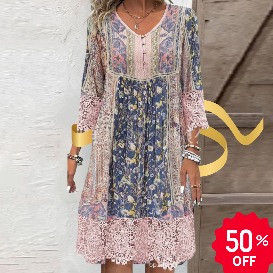 Stilla | Kjole Af Trykt Spids I Boho Stil