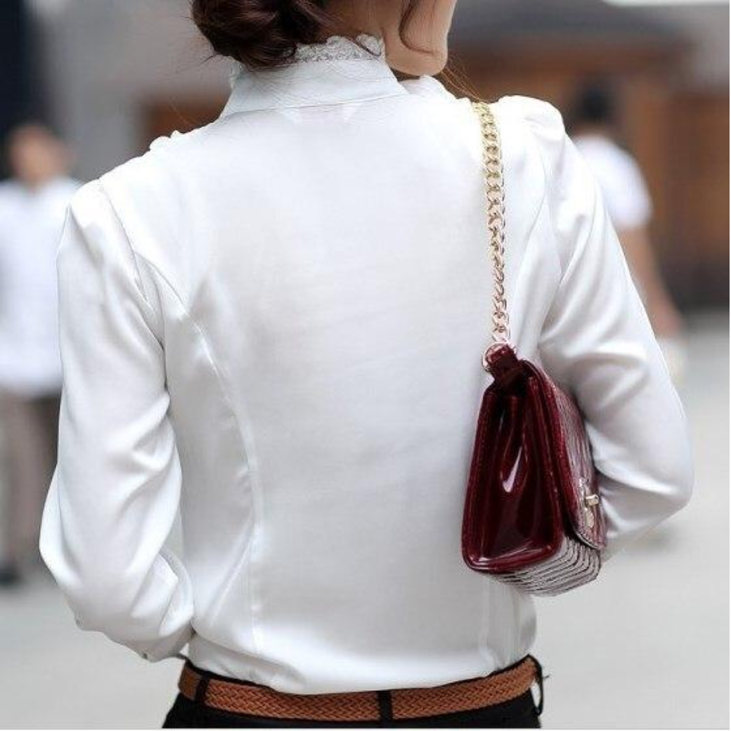 Stilla | Langærmet blouse til kvinder i klassisk design