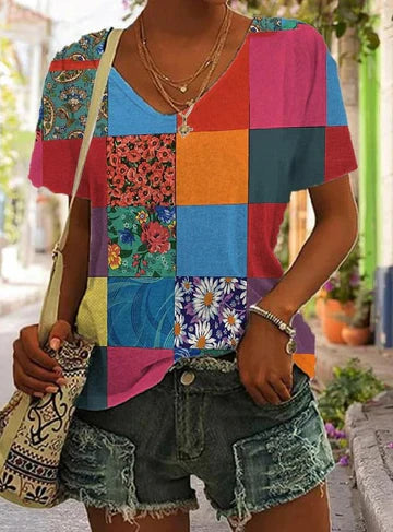 Stilla | Dame T-shirt med patchwork print