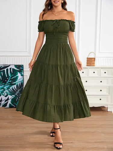 Stilla | Lang Kjole Med Bare Skuldre Luftig Sommerkjole Med Smocket Talje Og Elegant A-Linje