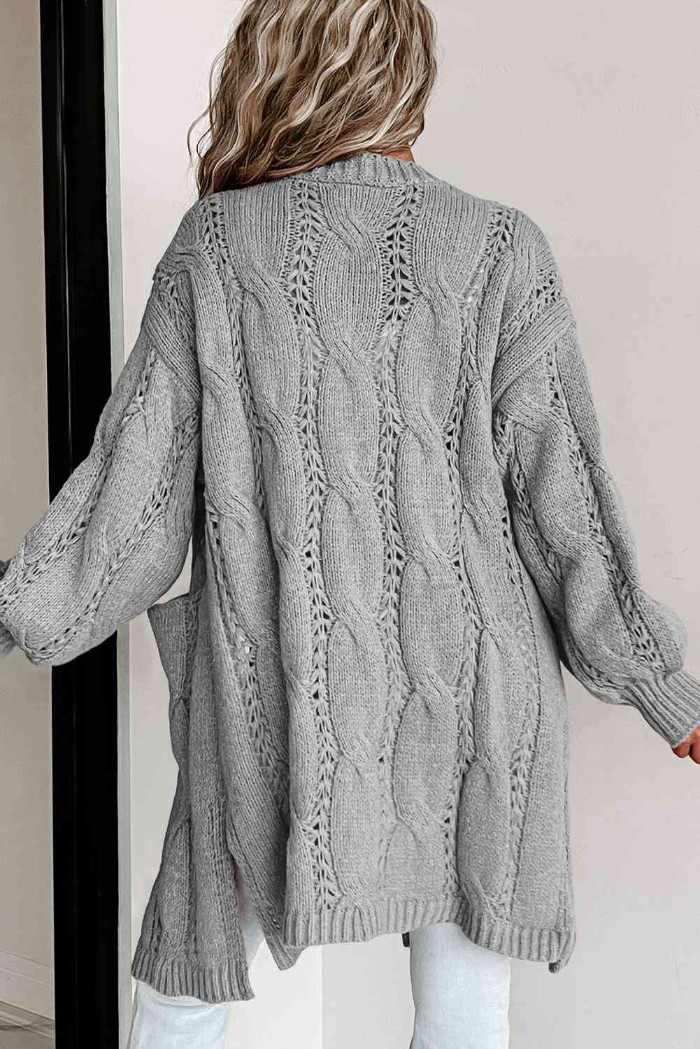 Stilla | Cardigan med skrå skuldre