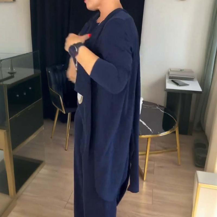 Stilla | Stilfuldt 3-Delt Sæt Bestående Af En Lang Cardigan, Top og Bukser