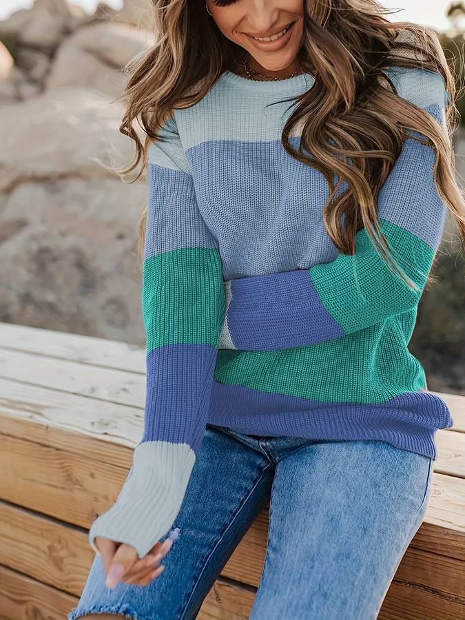 Stilla | Stilfuld Stribet Strikpullover til Kvinder