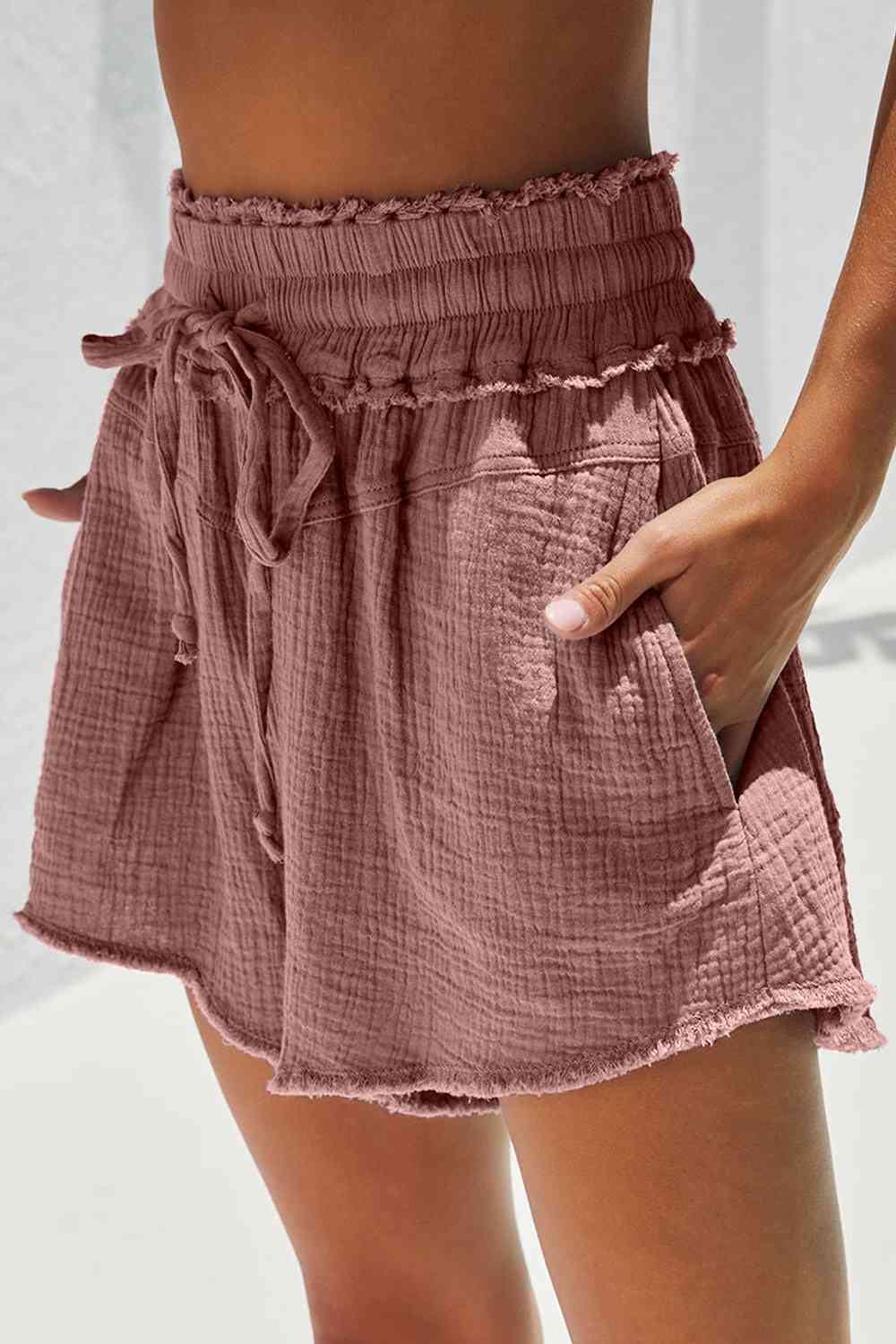 Stilla | Raw Hem Shorts