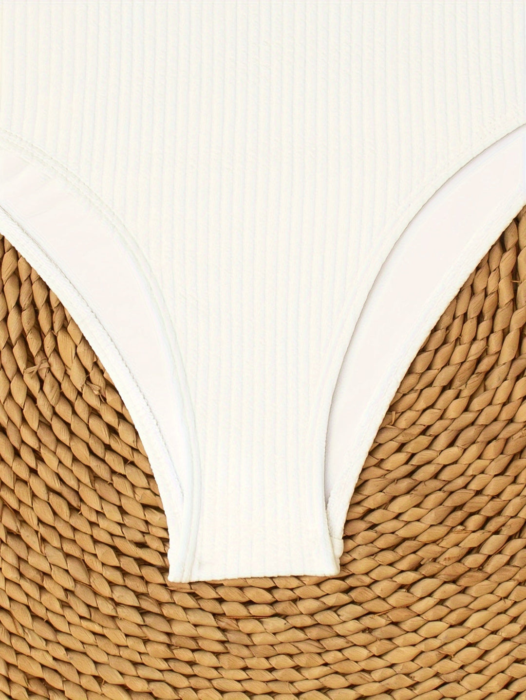 Stilla | Elegant Bikinitop Med Høj Talje V-Udskæringsform, Elastisk, Dækkende, Glat, Med Rynkede Detaljer