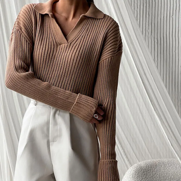 Stilla | Minimalistisk Sweater med Elegante Udsigt