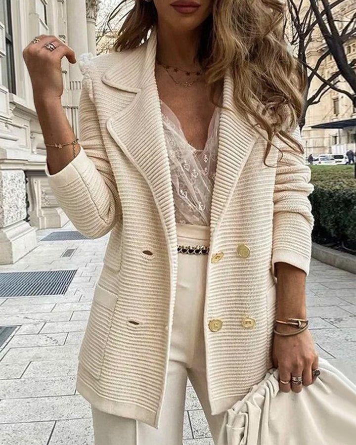 Stilla | Elegant Blazer med Dobbelt Knaplukning til Damer
