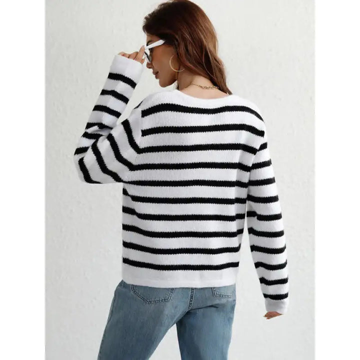 Stilla | Cozy Chunky Knit Sweater med Knapmanchet og Sidelommer