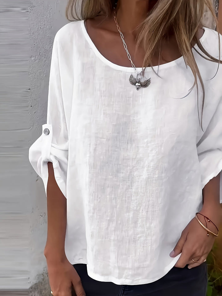 Stilla | Elegant Hvid Dametop, Minimalistisk Design, Rund Halsudskæring, Polyester