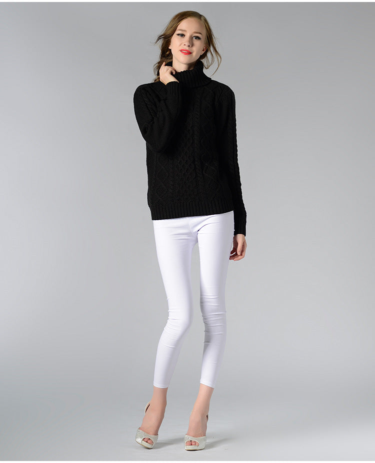 Stilla | Dame rullekrave sweater med lange ærmer og kabelstrik