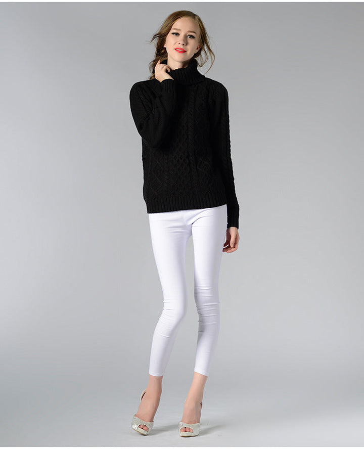 Stilla | Dame rullekrave sweater med lange ærmer og kabelstrik