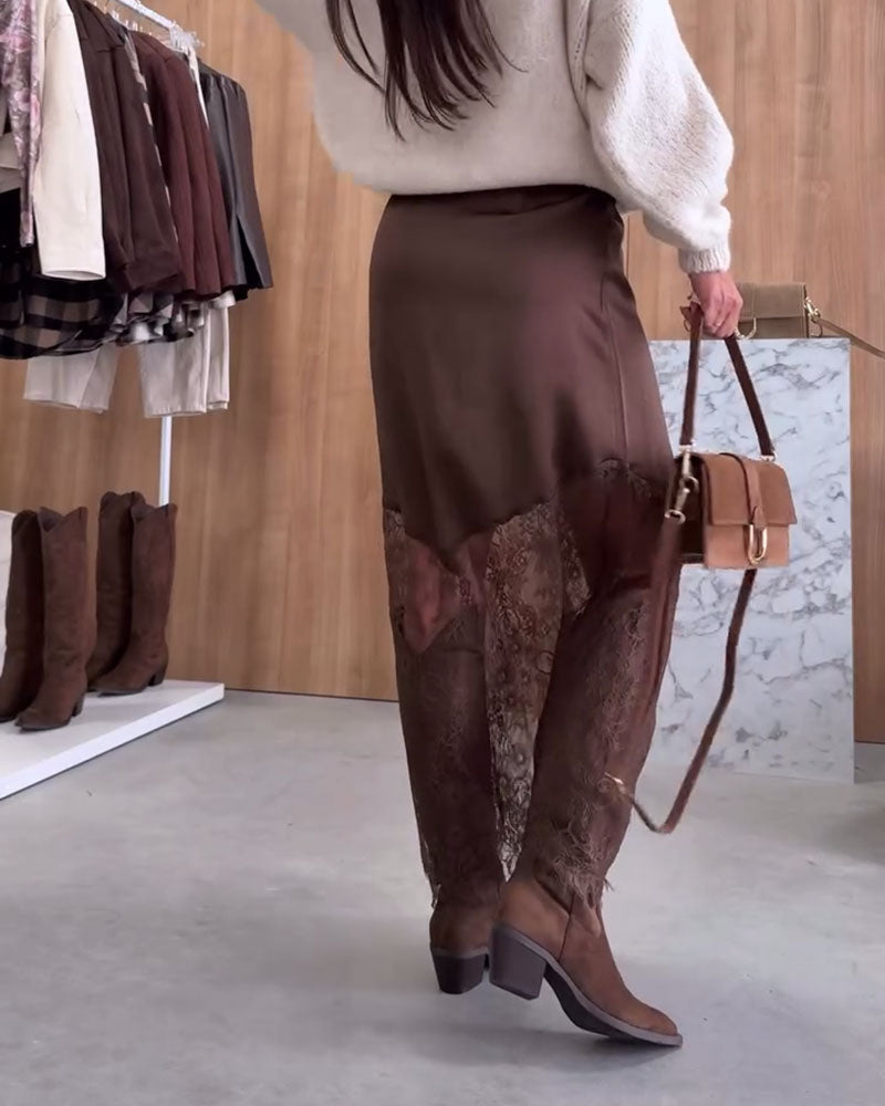 Stilla | Satin nederdel med spids patchwork