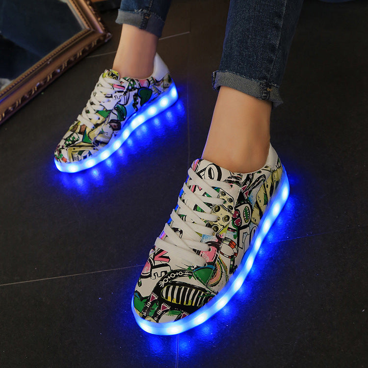 Dame lysende sneakers med iøjnefaldende grafik og skridsikker sål Stilla