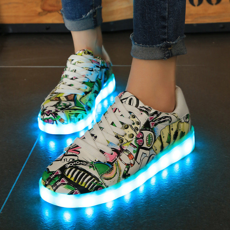 Dame lysende sneakers med iøjnefaldende grafik og skridsikker sål Stilla