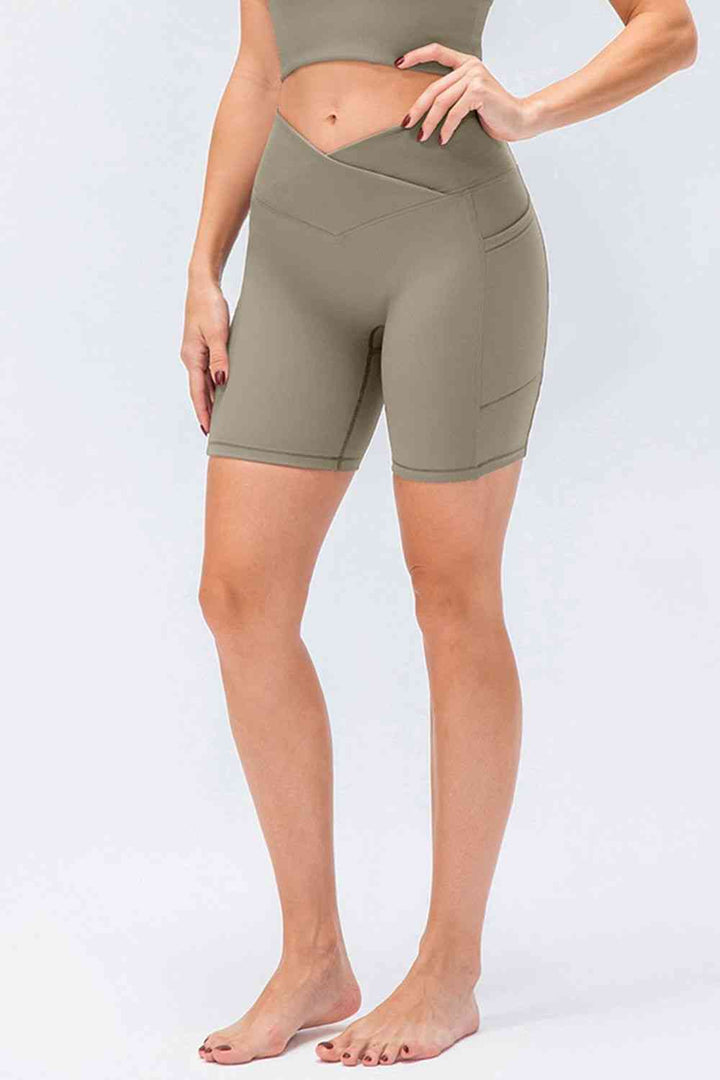Stilla | Fit V-talje Sports Shorts
