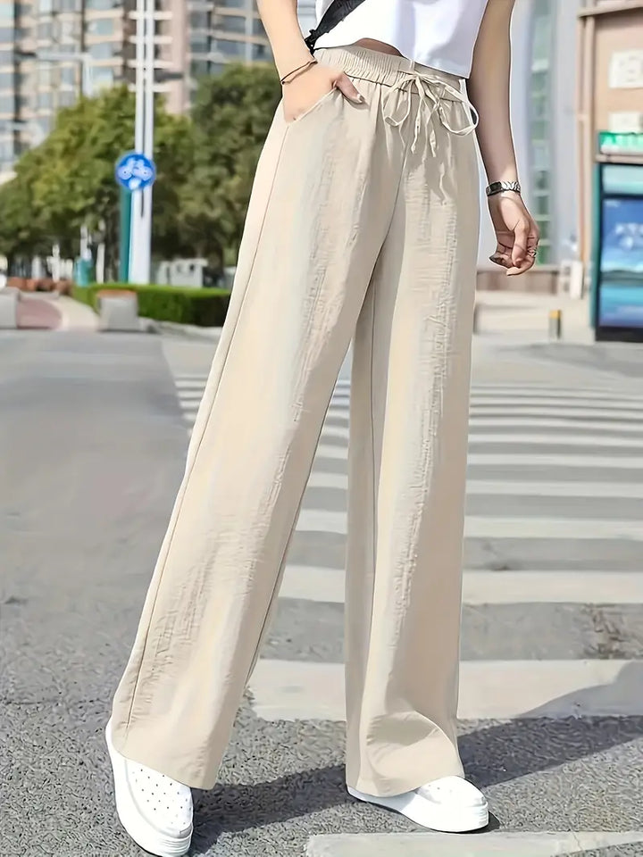 Stilla | Elegant, Høje Beige Bukser Med Lige Ben Og Snøring.