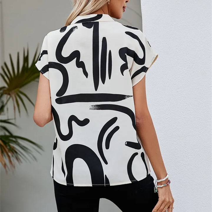 Stilla | Elegant Bluse med grafisk tryk