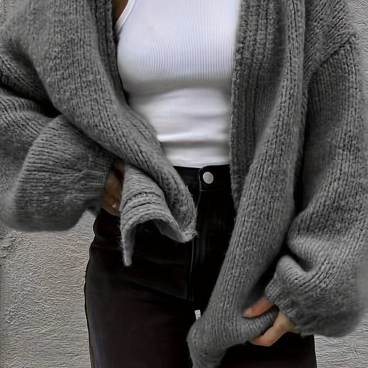 Stilla | Smart og Letplejet Cardigan
