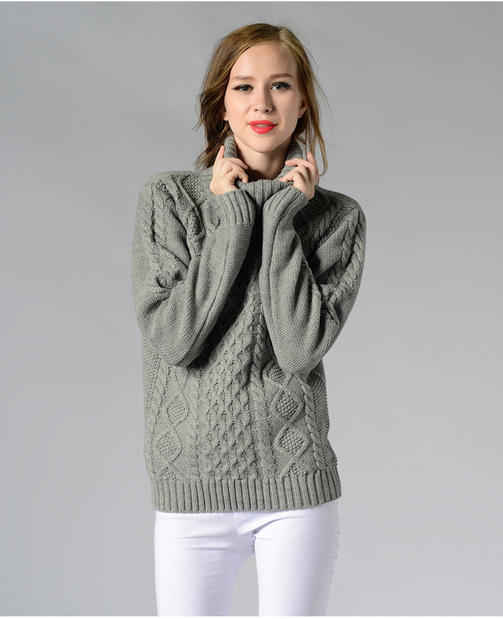 Stilla | Dame rullekrave sweater med lange ærmer og kabelstrik