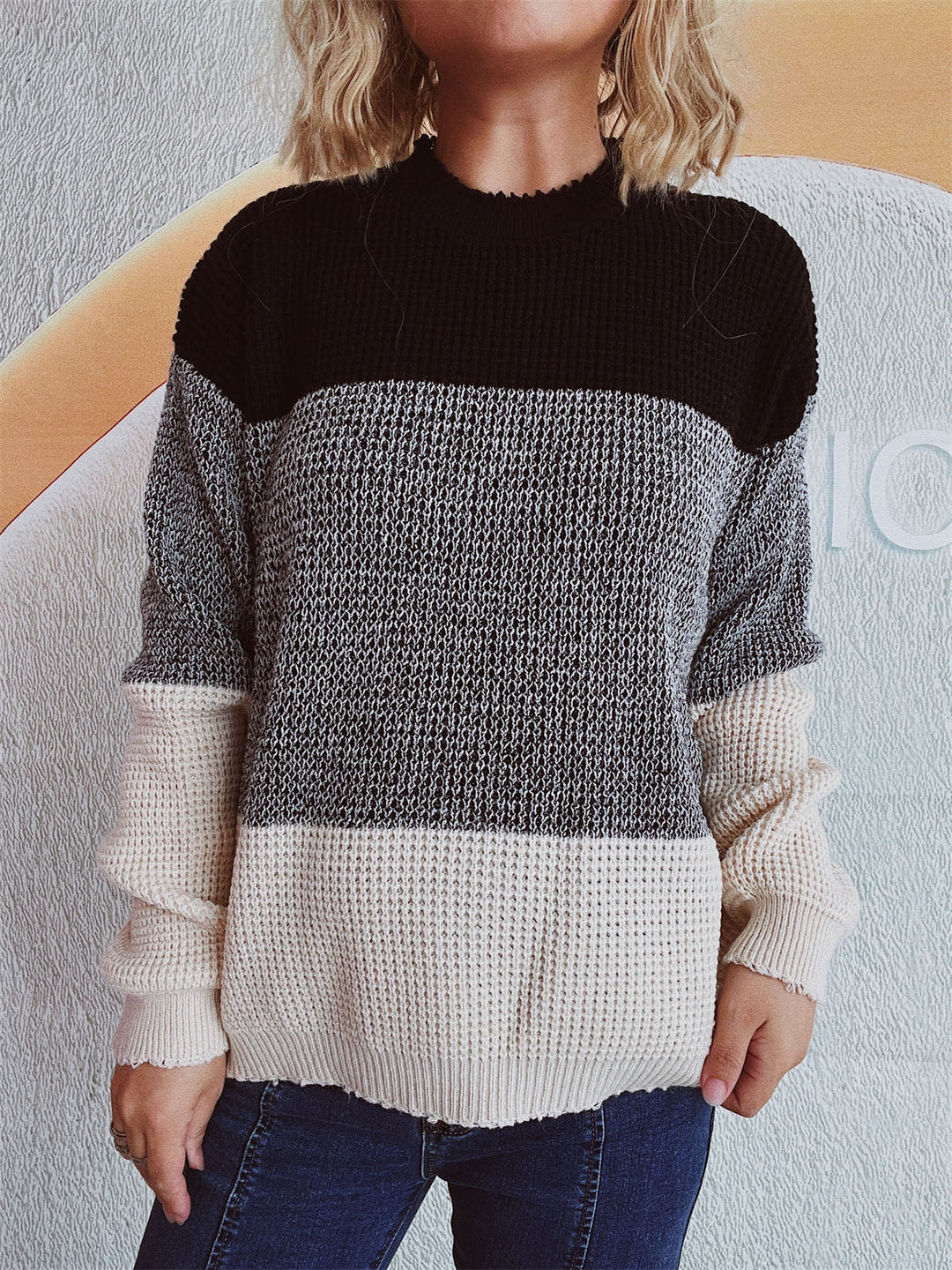 Stilla | Pullover med lange ærmer og farveblok design