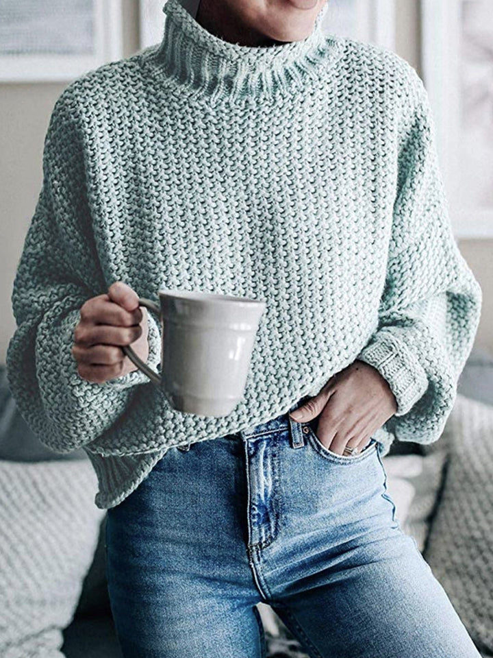 Stilla | Pullover med rullekrave og faldende skuldre