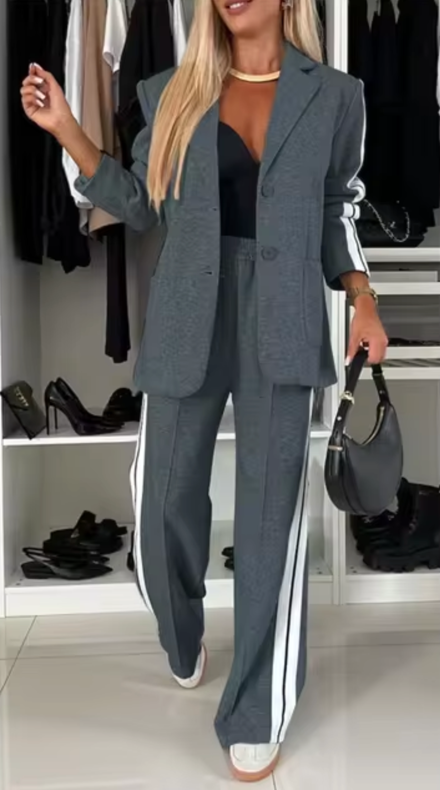 Stilla | Elegant sæt af blazer og bomuldsbukser