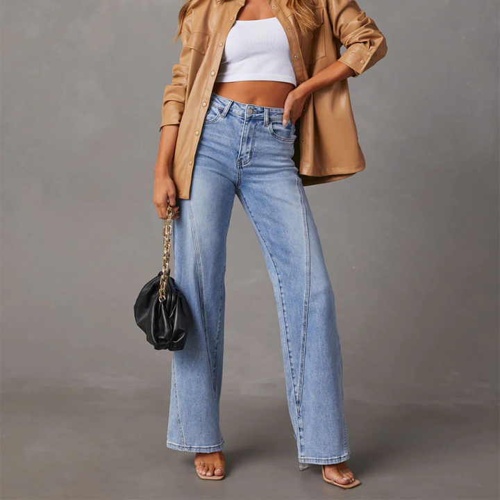 Stilla | Elegant Bred Skåret Jeans