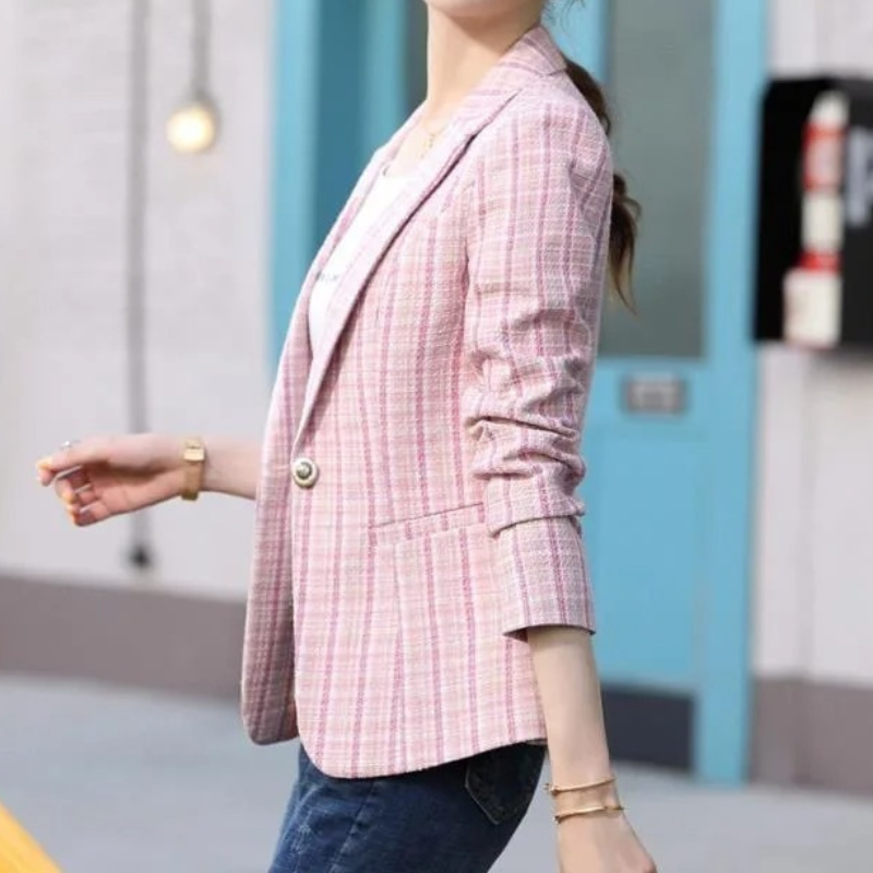 Stilla | Blazer Dame Ternet, Knaplukning Ved Anklen Tidløst Design