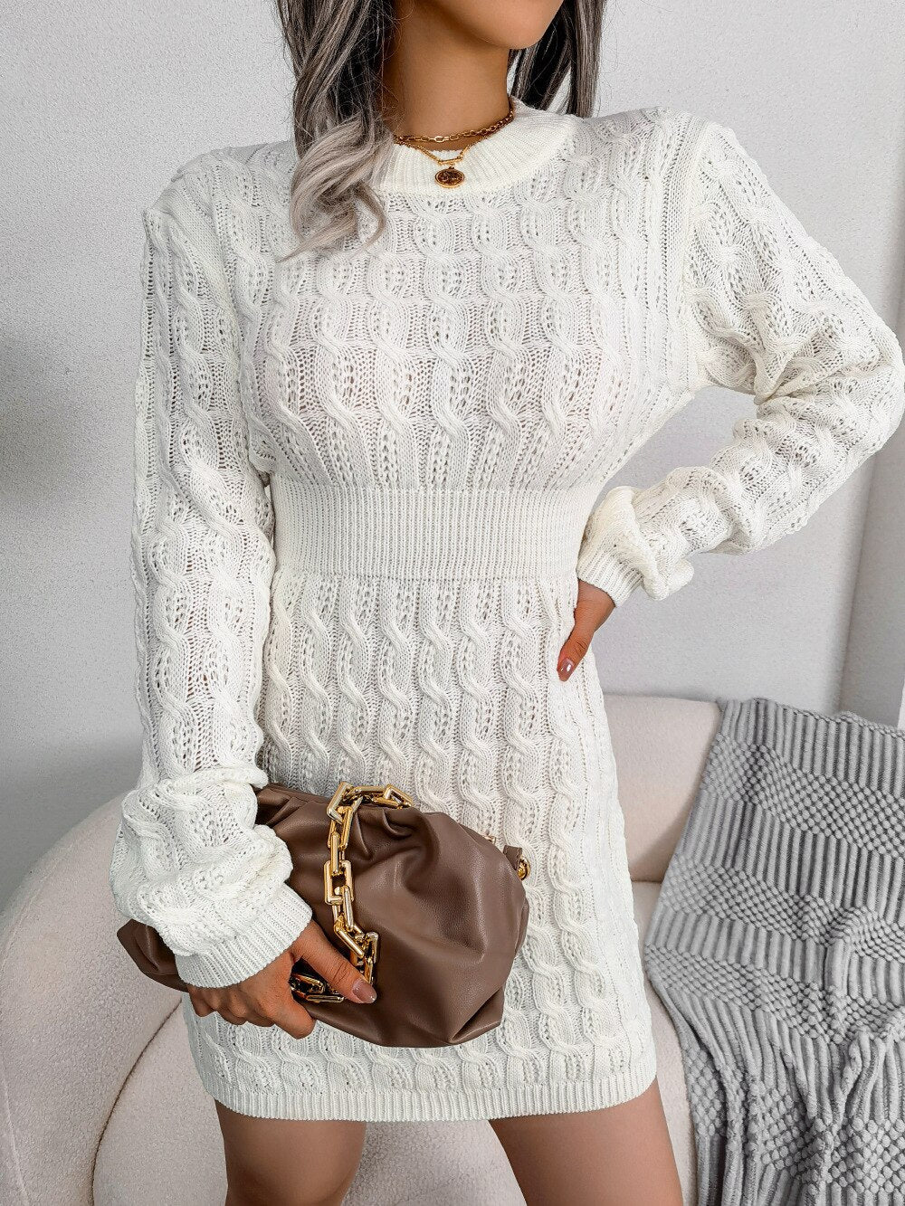 Stilla | Broderet Mini Sweatkjole Til Et Afslappet Look
