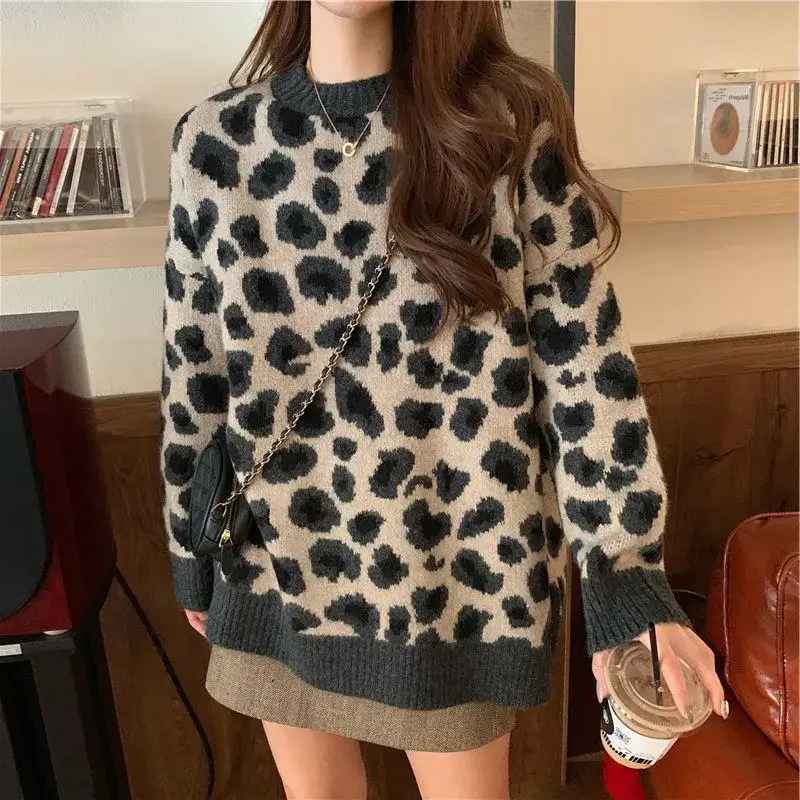 Stilla | Stilet sweater med leopardmønster
