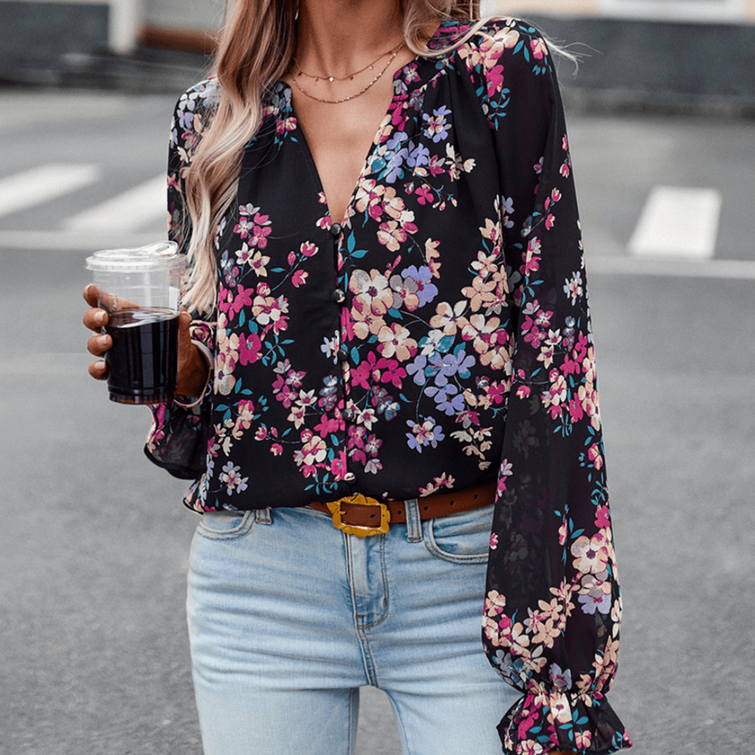 Stilla | Elegant blomsterbluse med lange ærmer og V-udskæring