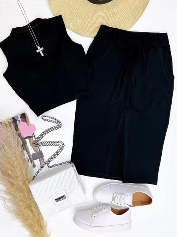 Stilla | Crop Top og Figurformet Nederdel i To Dele