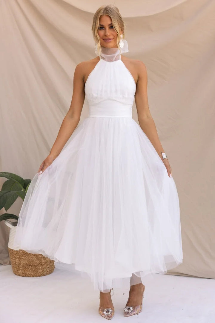 Stilla | Halter Tulle Mid Kjole