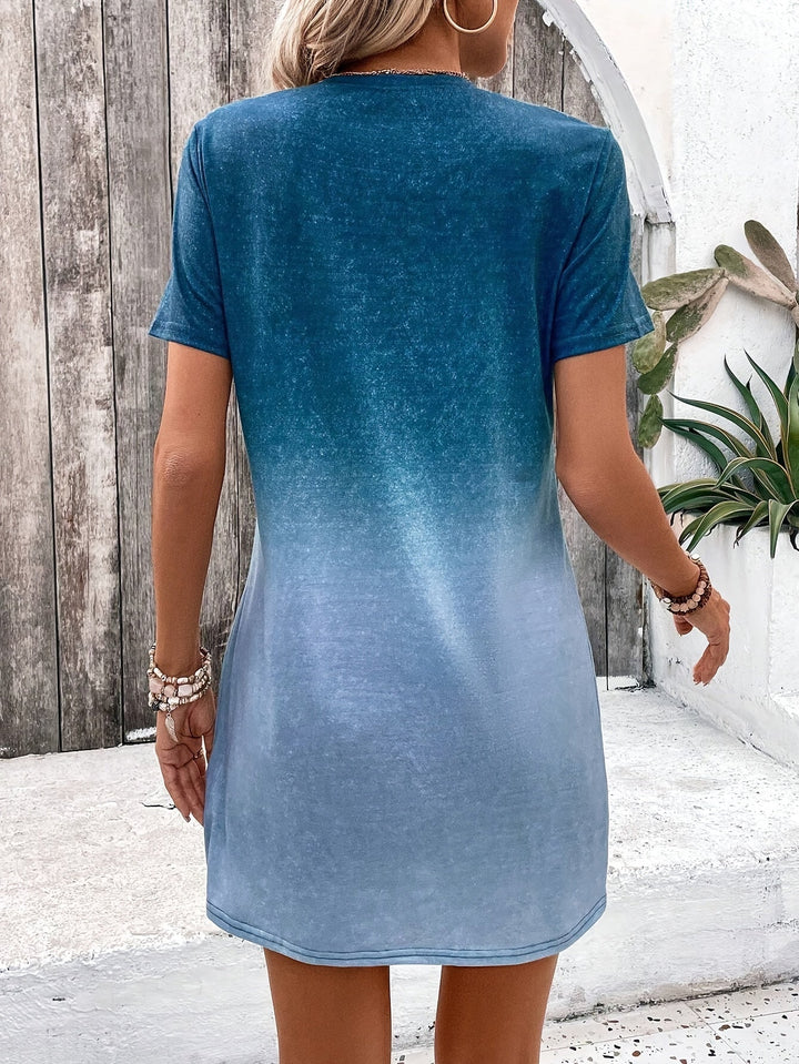 Stilla | Sommerkjole Til Dame T-Shirt Med Korte Ærmer Og Farvegradient