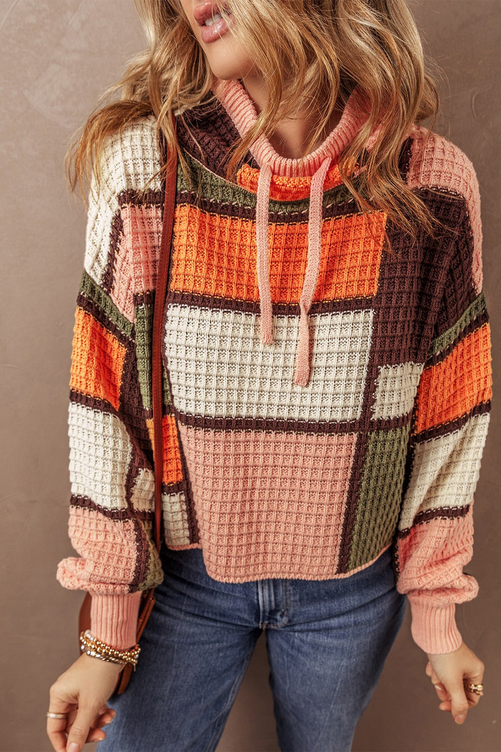 Stilla | Langærmet pullover med snøre og farveblokmønster
