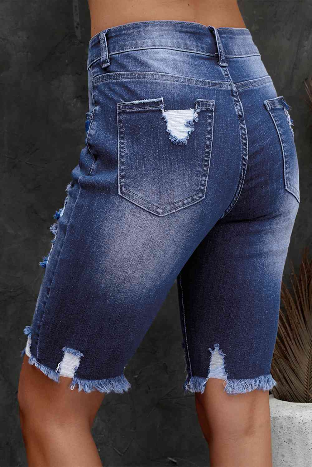Stilla | Flossede Kant Denim Bermuda Shorts