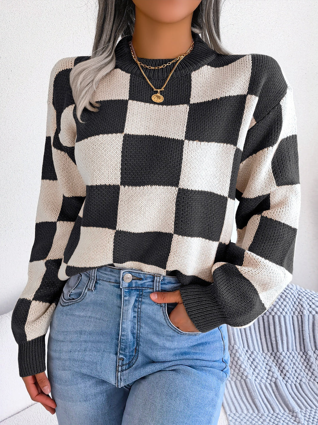 Stilla | Karo Sweater Med Lange Ærmer og Ståkrave