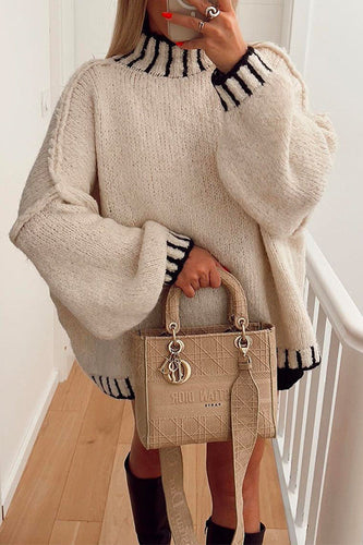 Stilla | Cozy Rullehals Sweater med Farveblokmønster