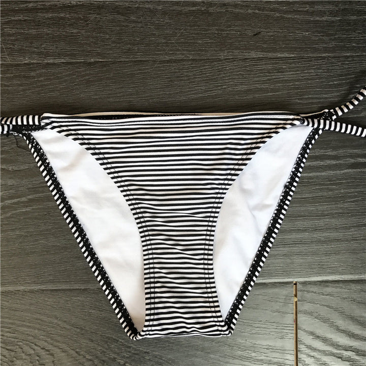 Dame Triangel-Bikini-Sæt med klassisk stribemønster Skovae