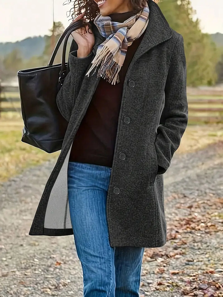 Stilla | Tideless Elegance Dobbeltknappet Trenchcoat Raffineret