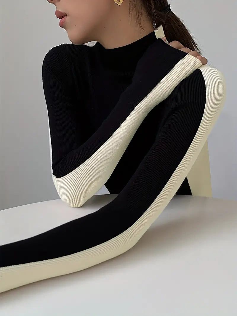 Stilla | Elegant Rullekrave Sweater Med Farveblok Design