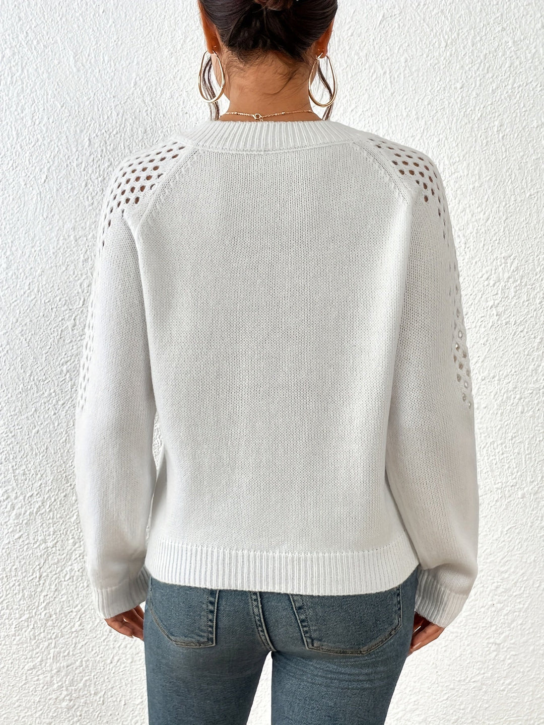 Stilla | Pullover størrelse med lange ærmer, V-hals og åbninger ved skuldrene