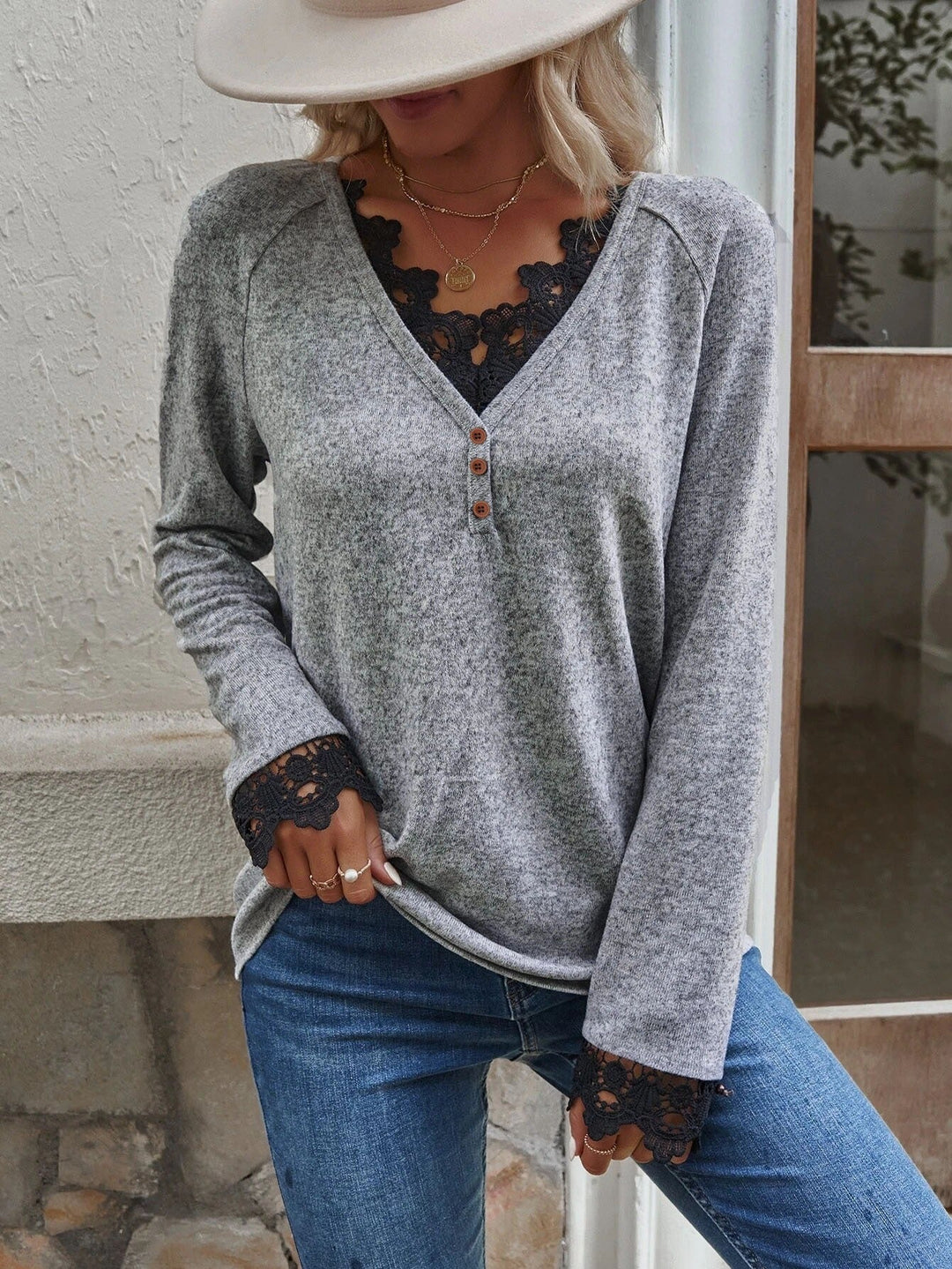 Stilla | Casual strikoverdel med patchwork-design