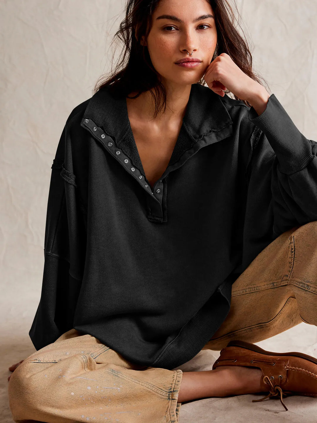 Stilla | Casual Sweatshirt Med Skipperkrave, Knaplukning Og Puffærmer