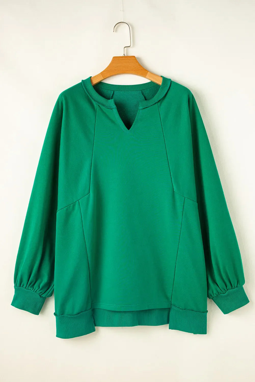 Stilla | Sweatshirt Med Lange Ærmer i Størrelse Plus Med Skåret Kant og Takket Kant