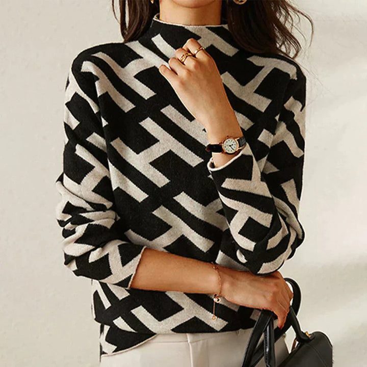 Stilla | Pullover med ædelt monogram