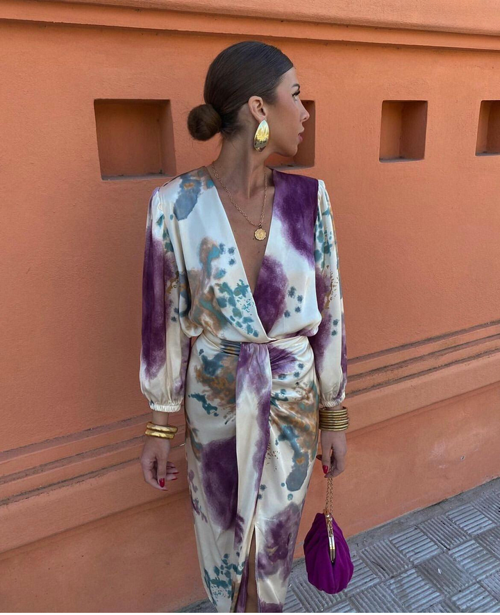 Stilla | Kjole Med Elegante Udsnit