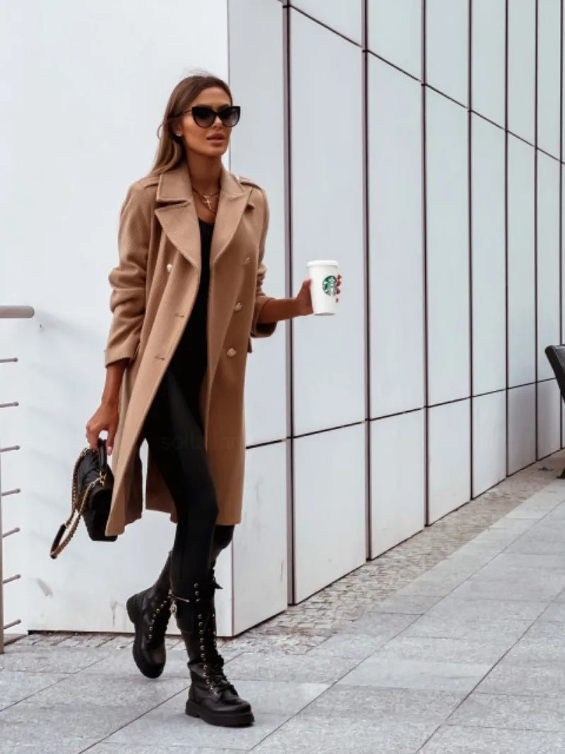 Stilla | Dame Slim Fit Frakkef Med Dobbeltknap Og Elegante Detaljer