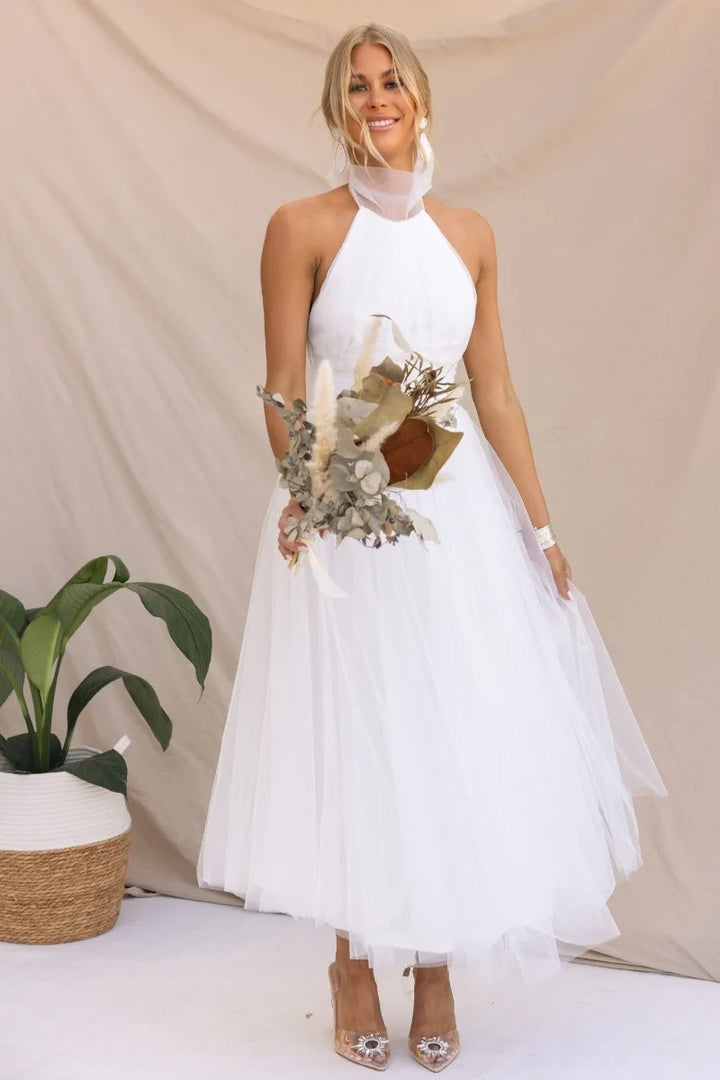 Stilla | Halter Tulle Mid Kjole
